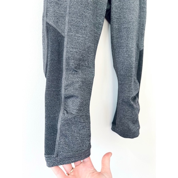 🌈 Lululemon Gear Up Crop (17") Gray w/ Mesh & Reflective Piping ⭐️ EUC - Picture 13 of 16